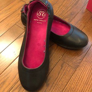 Soto Massini Black Flats - brand new and unworn